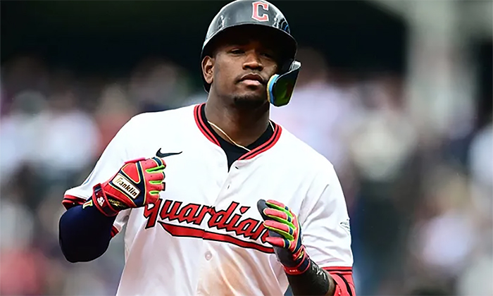 Cleveland derrota por 7-4 a Dodgers