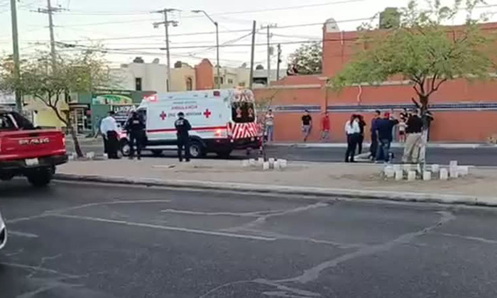 Dan de alta a menor atropellada por pick up de la AMIC en la colonia Las Lomas