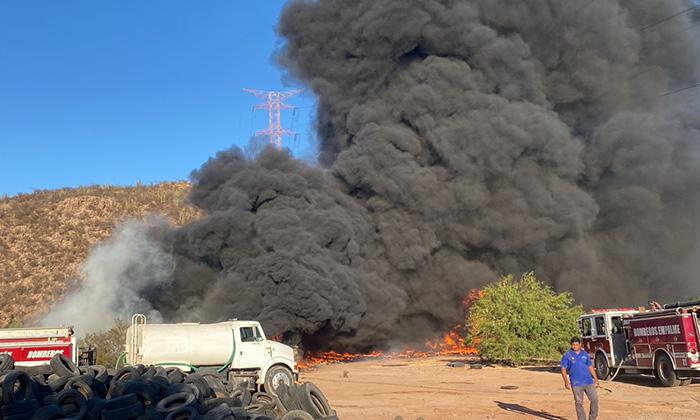Incendio de llantas genera gran contaminación en Empalme