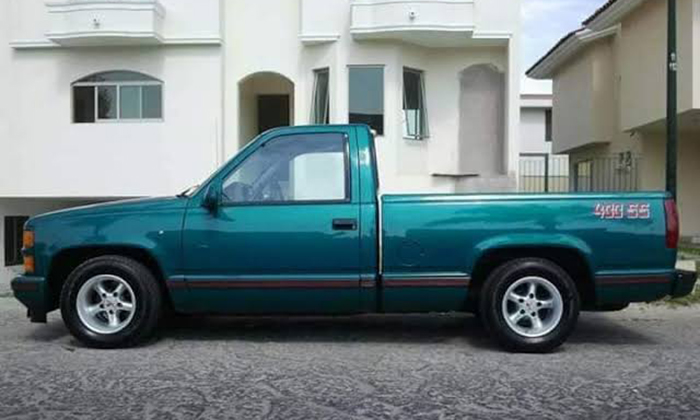 Ladrones se llevan unidad automotriz en Guaymas Norte