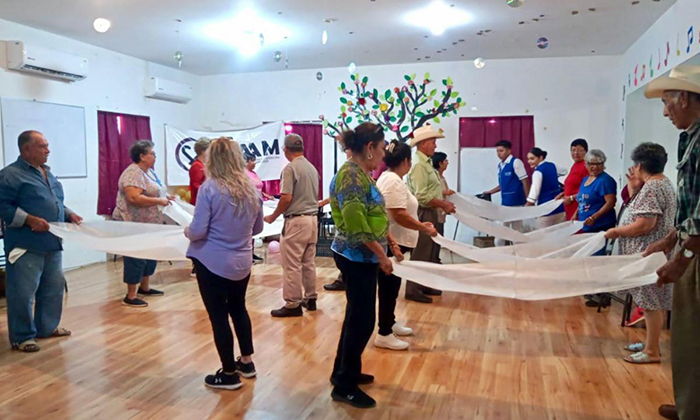 Promueven activación de personas mayores en diversos municipios