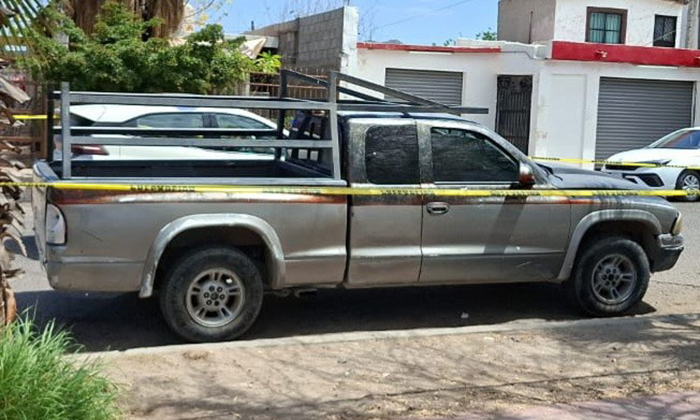 Recuperan vehículo con reporte de robo en la colonia Carmen Serdán 