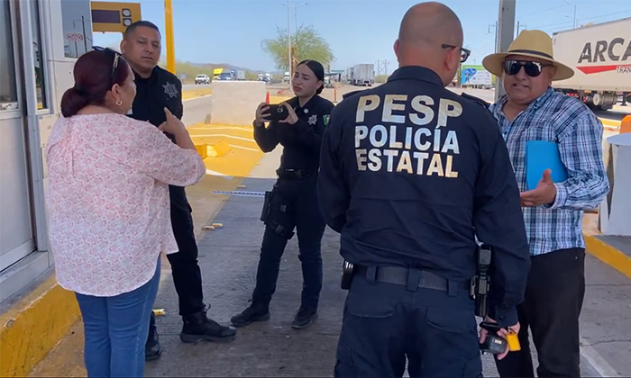 Toman familiares de fallecida caseta de peaje tras negativa de Capufe a pagar seguro