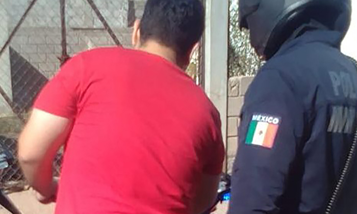 Sorprenden a presunto narcomenudista en la colonia Los Naranjos