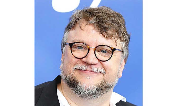 Guillermo del Toro pide a paisanos no temer a Trump ante las políticas migratorias