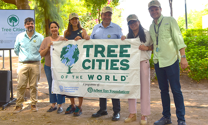 Distinguen a Hermosillo “Ciudad árbol del mundo”; Recibe Antonio Astiazarán la distinción
