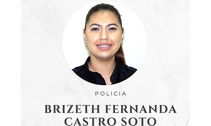 Fallece mujer policía herida en choque