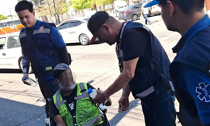 Auxilian a personas vulnerables por temperaturas extremas