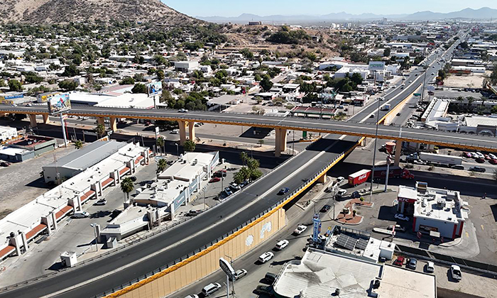 Gobierno de Hermosillo da mantenimiento a puentes