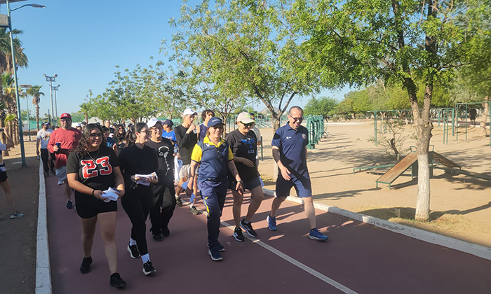 Realizan Caminata Familiar en La Milla