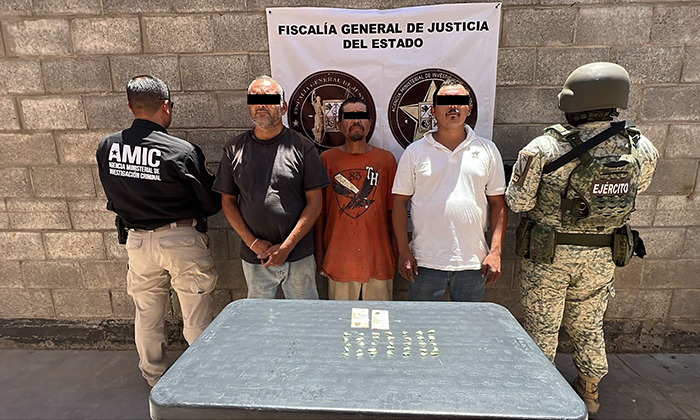 Atrapan a tres narcomenudistas en cateo en la colonia La Metalera