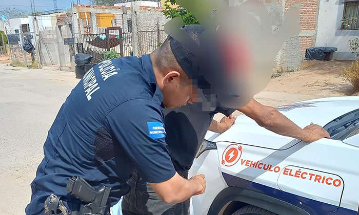 Capturan a 10 sujetos armados en distintas colonias