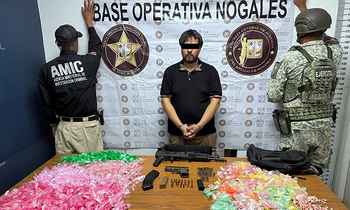 Capturan a sujeto con armas y 2 mil dosis de droga en Nogales