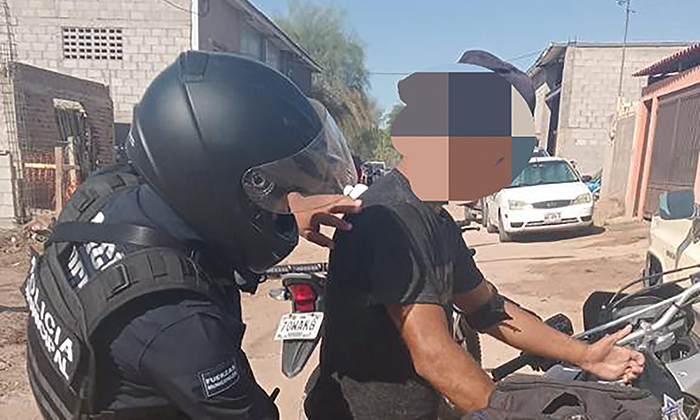 Someten a cuatro sujetos con drogas en distintas colonias