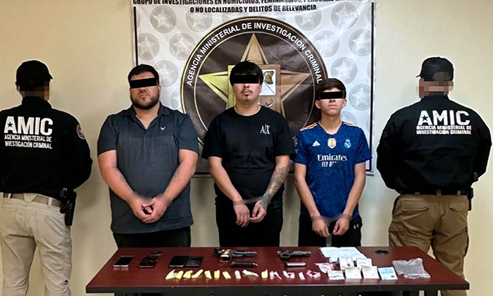 Arrestan a tres con armas, droga y vehículo en San Luis Río Colorado