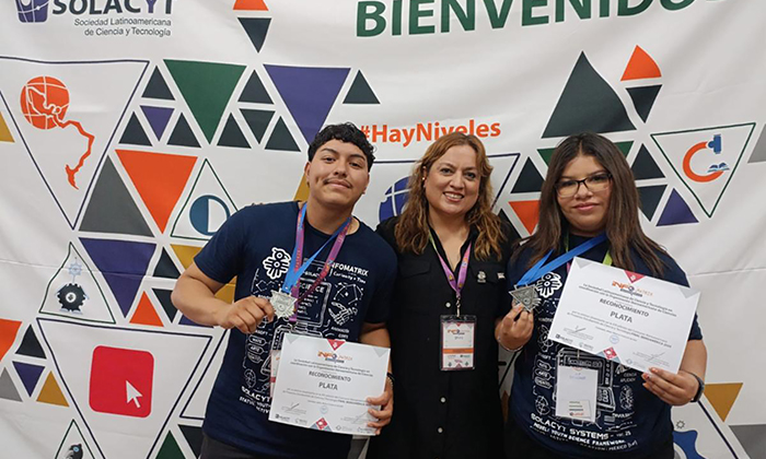 Ganan estudiantes de Cecyte plata en Infomatrix Iberoamérica con el proyecto “Astrobot”
