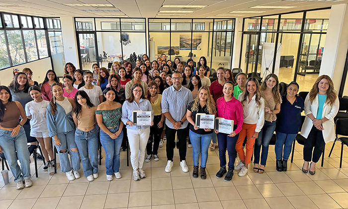 Aspira a premio de la Unesco por apoyo a la mujer; La Universidad Tecnológica de Guaymas