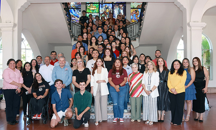 Dan bienvenida a participantes en programa Delfín 2025