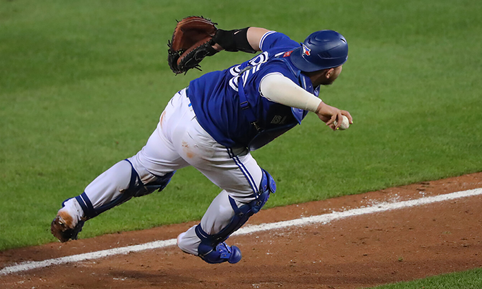 Azulejos dan paliza a Guardianes; Los vencen por 10-6