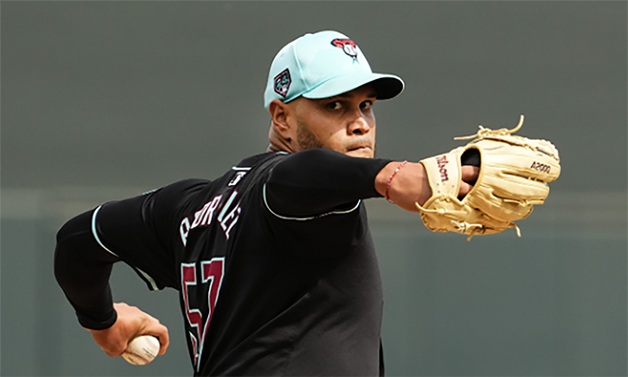Diamondbacks blanquea por 10-0 a Medias Blancas