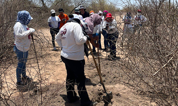 Hallan dos cadáveres en fosas clandestinas en la Costa de Hermosillo