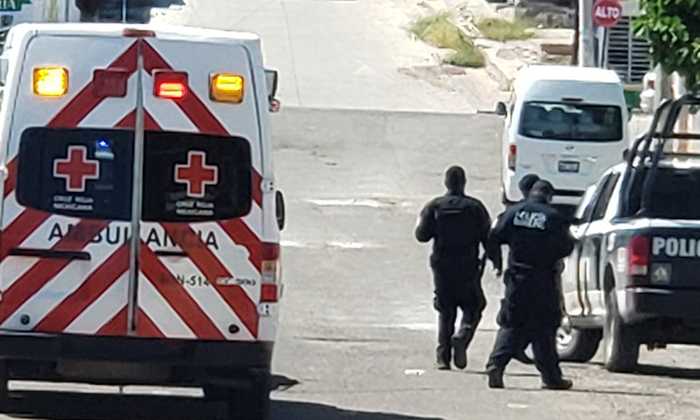Resulta motociclista lesionado en la colonia Sahuaripa