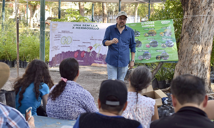 Imparten Taller de Germinación a hermosillenses en el Vivero Municipal