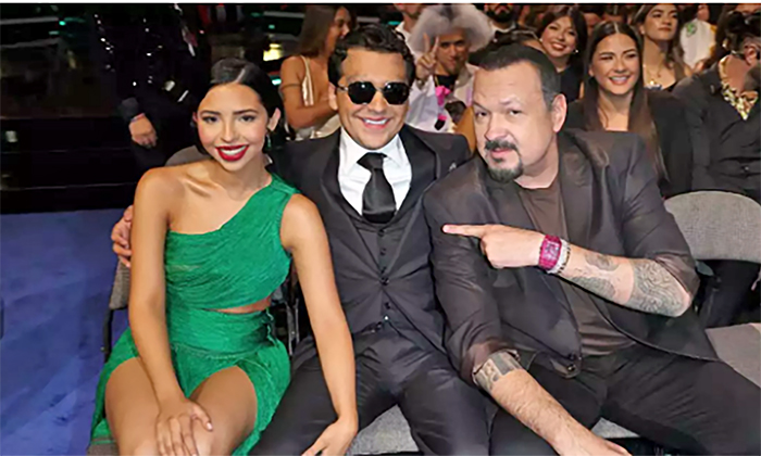 Festejarán primer año de boda de Nodal y Ángela; Alista Pepe Aguilar celebración
