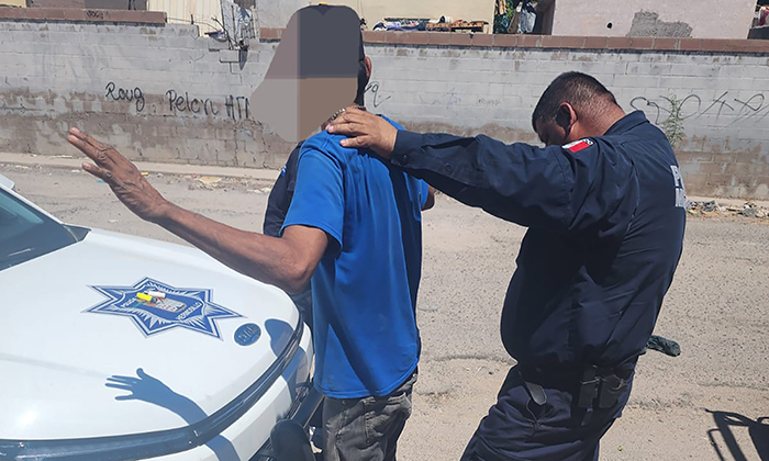 Intenta machetear a su madre de 81 años en la colonia Apolo
