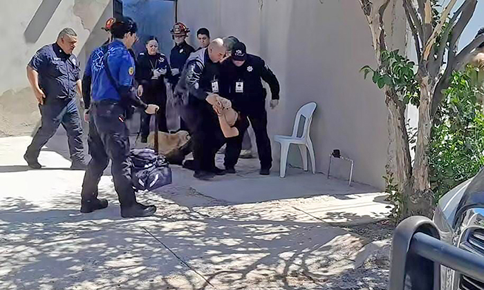 Se atrinchera hombre con su hijo en la colonia Camino Real