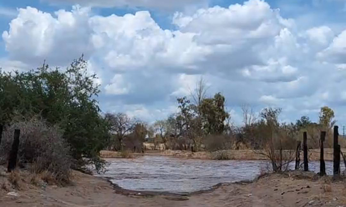 Piden evitar cruzar Río San Miguel