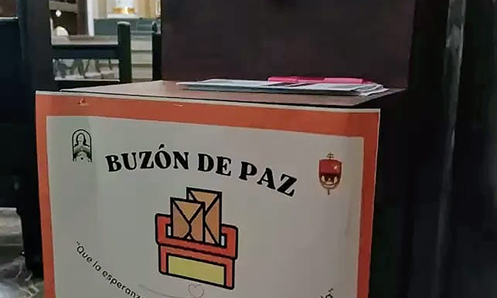 Instalan buzón de paz en Catedral Metropolitana