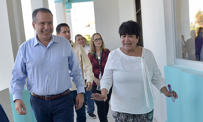 Rescatan edificio de atención a mujeres violentadas; El presidente municipal Antonio Astiazarán