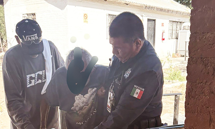 Auxilian policías a adulto mayor con discapacidad; Lo trasladan a albergue