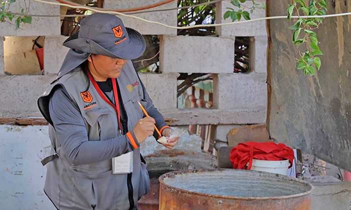 Reiteran llamado a prevenir proliferación del dengue; Mediante labores de descacharre