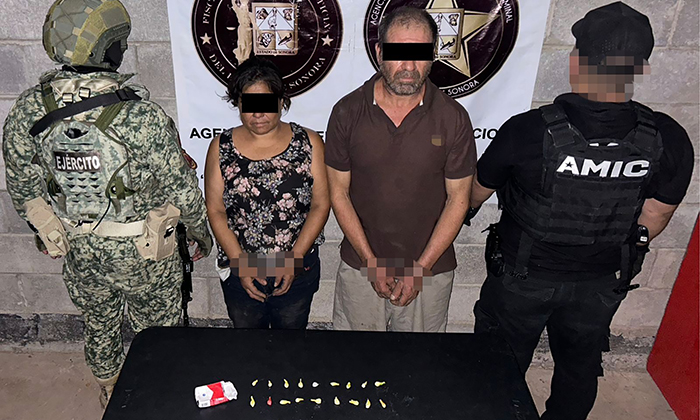 Arrestan a pareja de narcomenudistas en la colonia Carmen Serdán