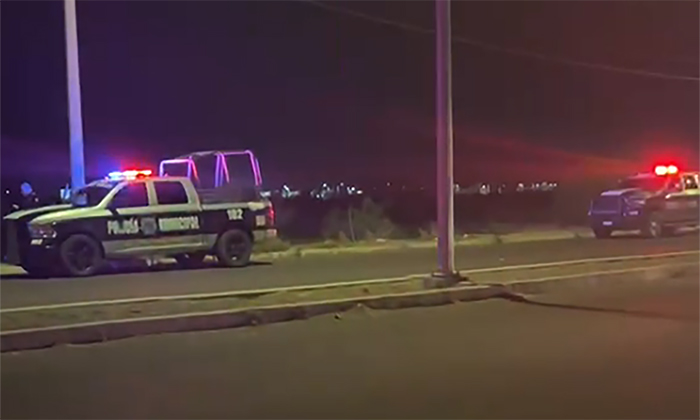 Asesinan a balazos a pareja en un taxi en la colonia Urbi Villa del Rey