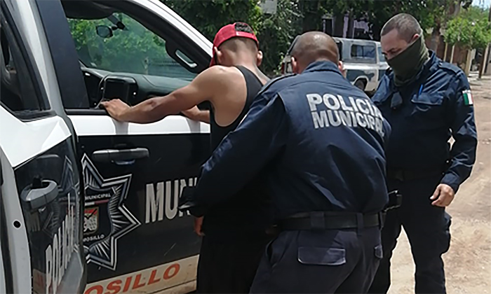 Aprehenden a sujeto por amenazar a su mujer En la colonia San Luis