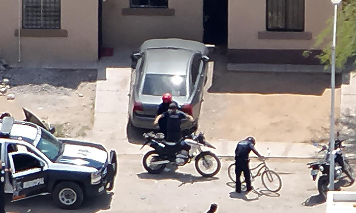 Detienen a tres individuos con narcóticos; Portaban crystal y cocaína