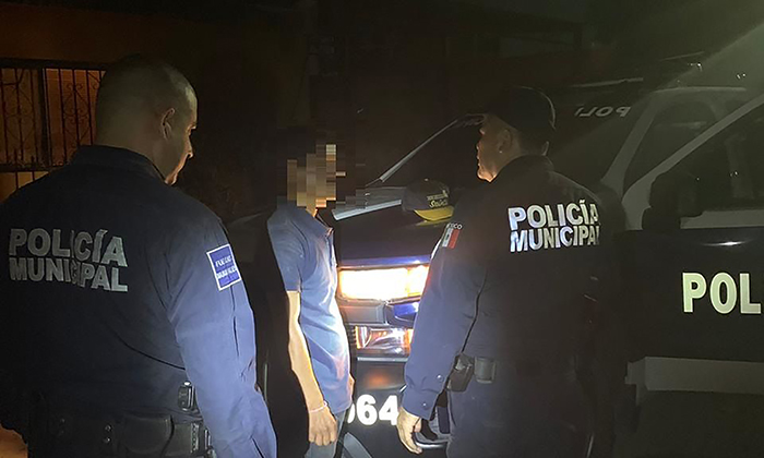 Agresivo sujeto amenaza de muerte a su hermana en Bahía de Kino