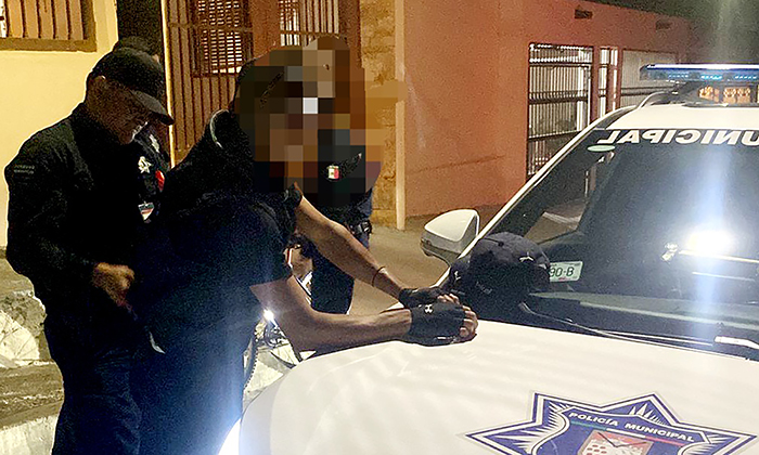 Capturan a dos presuntos “tiradores” con mariguana en las colonias Villas del Real y El Apache