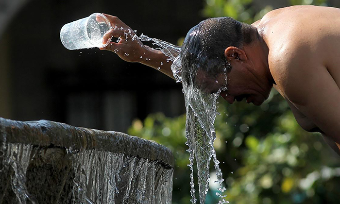 Recomiendan identificar con oportunidad “golpe de calor”; Autoridades de Salud