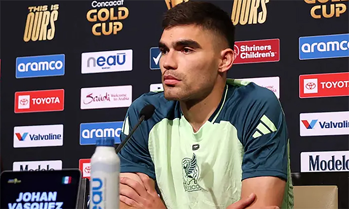 Johan Vásquez se sabe líder en la Selección Mexicana