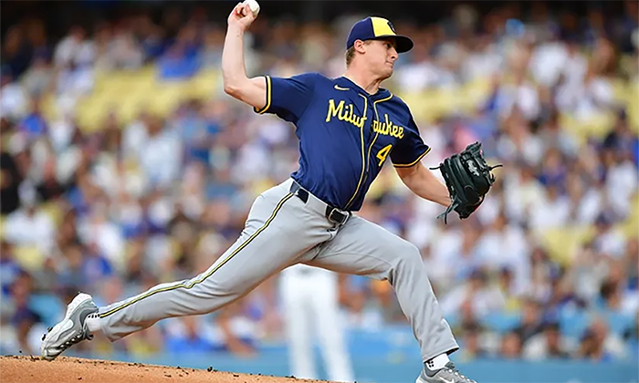 Cerveceros propinan blanqueada a Dodgers