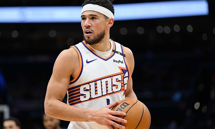 Impone récord salario de Devin Booker con Suns; Lo extendió por dos años