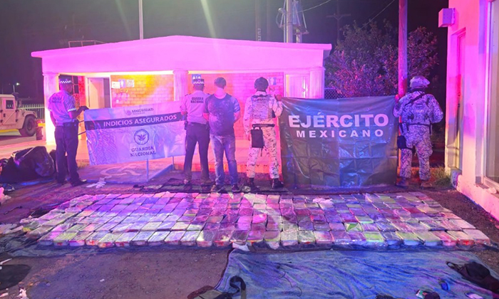 Huye de punto de revisión militar y le aseguran droga