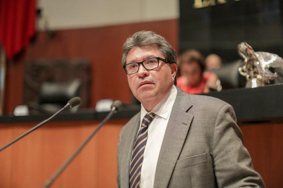 Ricardo Monreal Defiende su Viaje a España: “Fue Personal, Religioso y Pagado con Mis Propios Recursos”