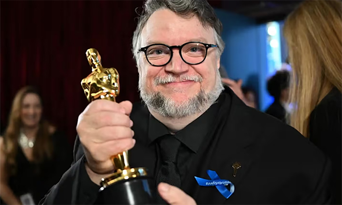 Ovacionan a Guillermo del Toro en Venecia