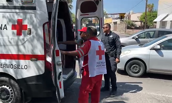 Embiste automóvil a hombre en situación de calle en la colonia El Mariachi