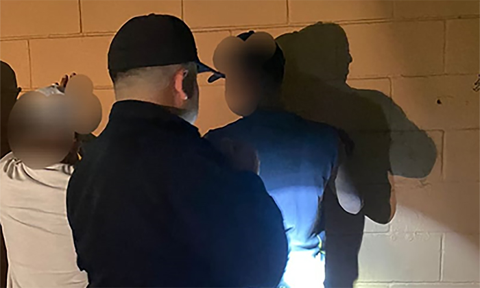 Aprehenden a par de presuntos ladrones en la colonia El Malecón